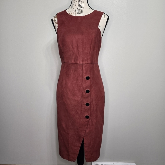 Forever 21 Dresses & Skirts - Forever 21 Burgundy Midi Dress with Button Detail